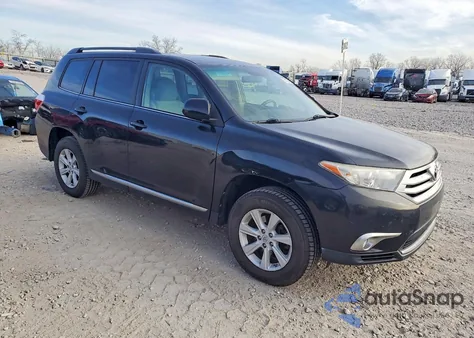 2012 Toyota Highlander Base z USA, uszkodzony, nr VIN 5TDBK3EH7CS137733